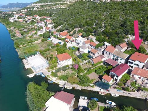 Studio Apartment Finta