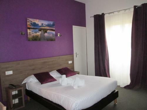Hotel Logis Hostellerie Du Cheval Blanc
