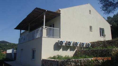 Villa Bayview House