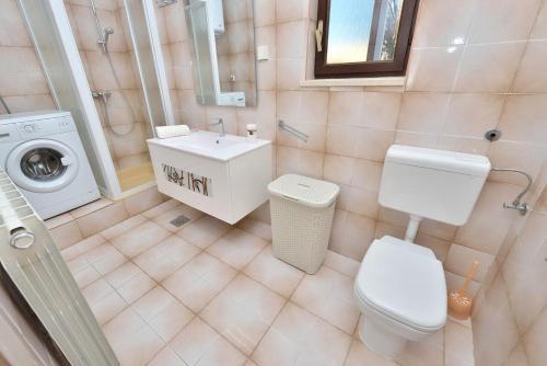Seaside Holiday House Privlaka, Zadar - 18509