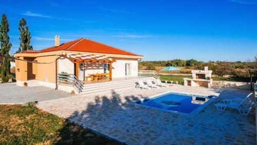 Poolincluded - Villa Privlaka