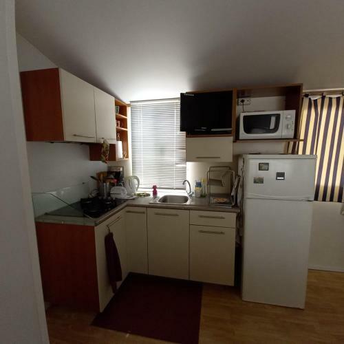 Mobile Home Sunny