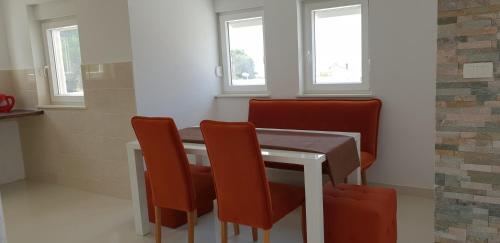 Apartments By The Sea Bilo, Primosten - 14601