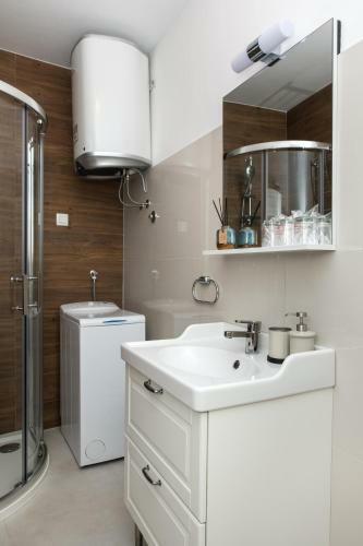House Andro