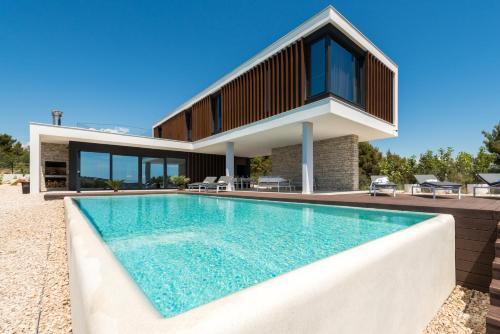 Luxury Villa Sunray 1