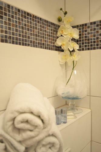 Aparthotel Apartments Toni Sea View