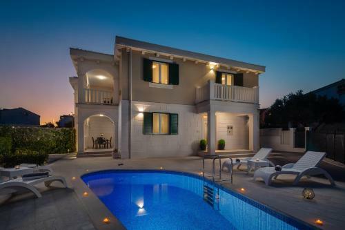 Villa Kami