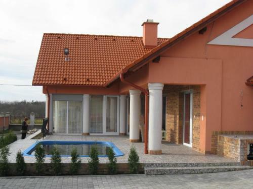 Villa Piros