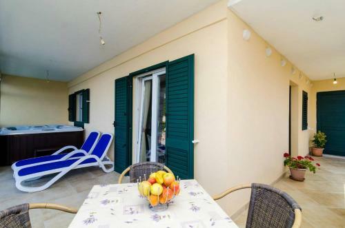 Adriatic - Apartment With Jacuzzi