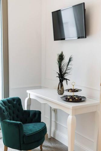 Hotel La Canea Canvas 1