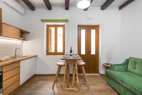Apartamento Evlimeni Suites
