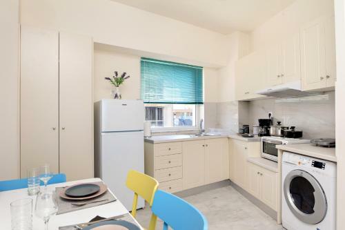 Melina Apartments