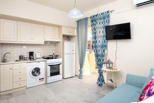 Melina Apartments