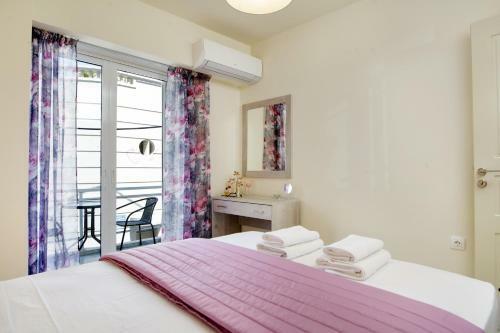 Melina Apartments