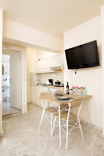 Melina Apartments
