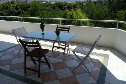 Complete Three-room Apartment With Large Terraces And Car Parking