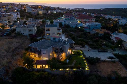 Tholos Apartments