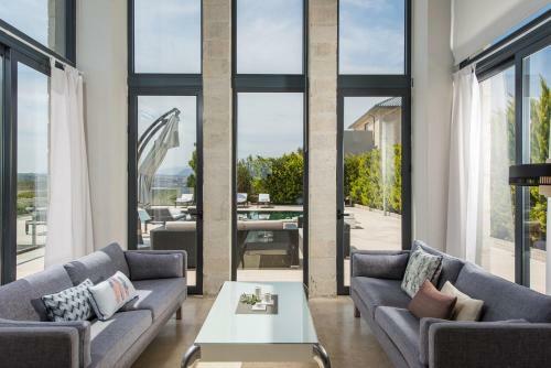 Seacrete Villas
