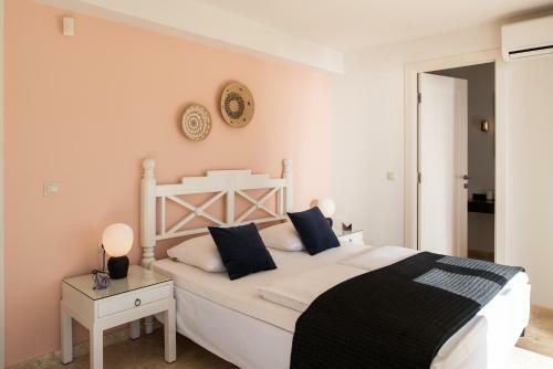 Seacrete Villas