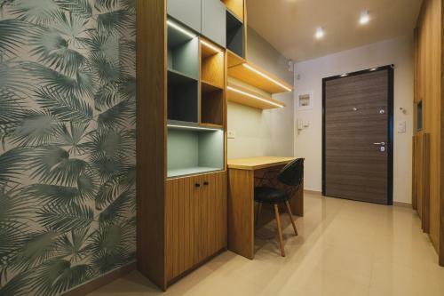 Apartamento Lux City Studio With Balcony, Steps To Old Town