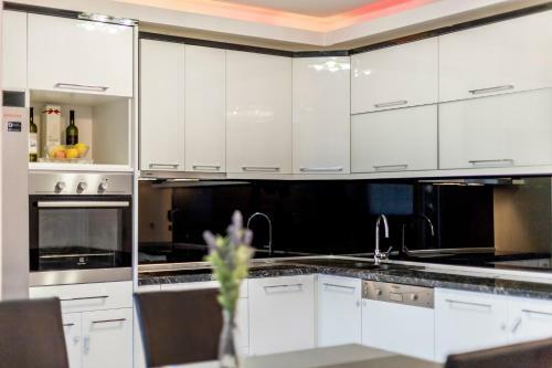 Apartamentos Luxury Suites