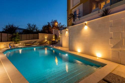 Apartamentos Luxury Suites