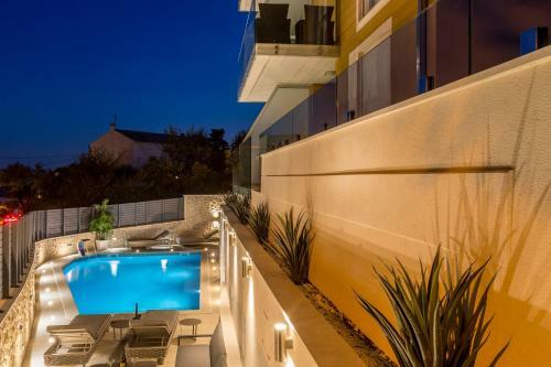 Apartamentos Luxury Suites