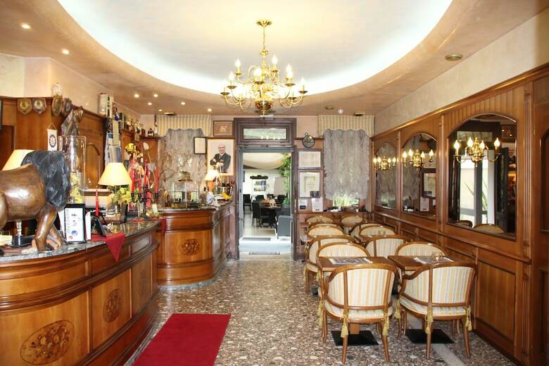 Park Hotel Villa Leon D'oro