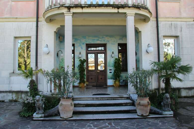Park Hotel Villa Leon D'oro