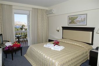 Hotel Chrithoni's Paradise