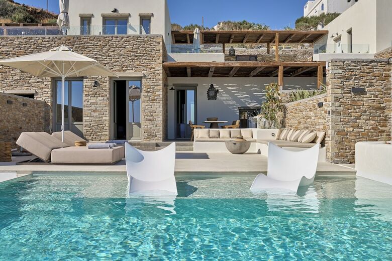 Hotel Ios Palace