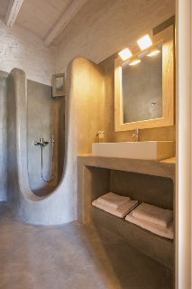 Petros Place Hotel