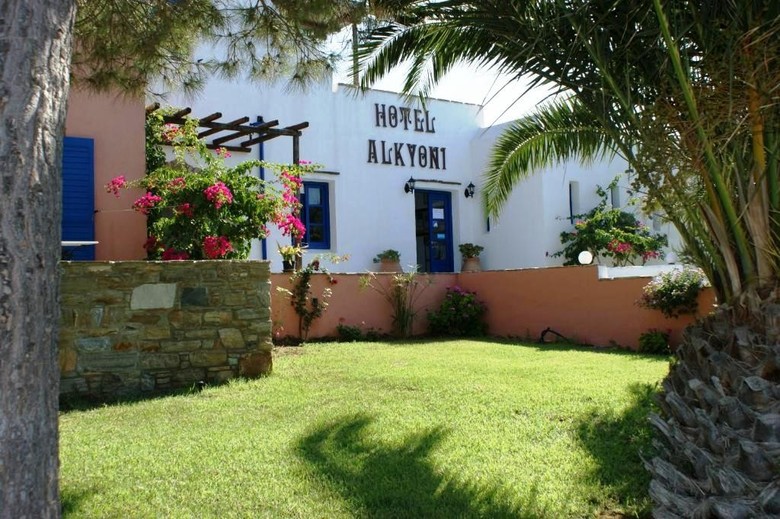 Hotel Alkyoni Beach