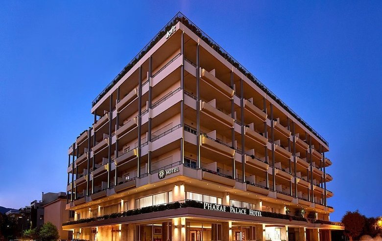 Hotel Pharae Palace