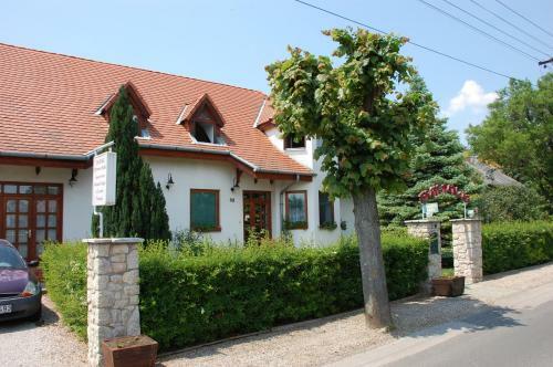 Hostal Emil Panzi�