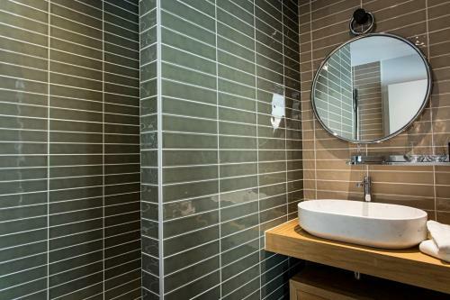 Hotel H�tel L'ouvr�e