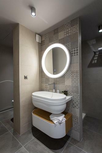 Hotel H�tel L'ouvr�e