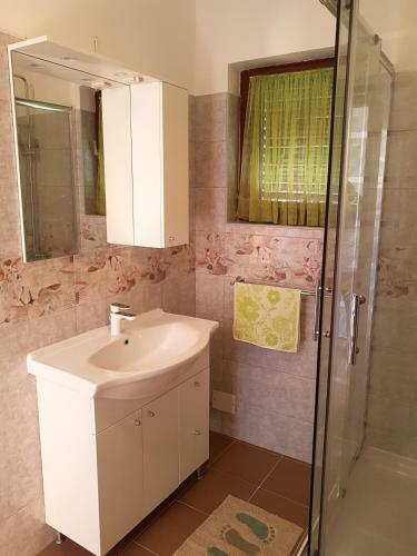 Apartman Brozni?