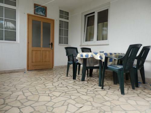 Apartments Makic - With Parking