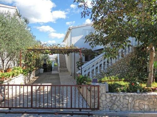 Apartments Makic - With Parking