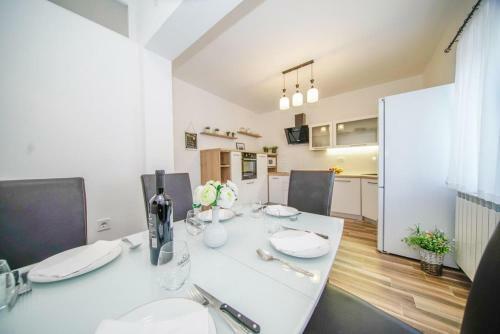 Apartman Mate