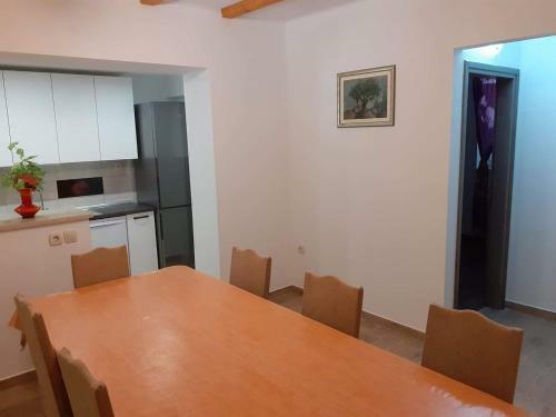 Apartamento Loza-holiday Home,kuca Za Odmor