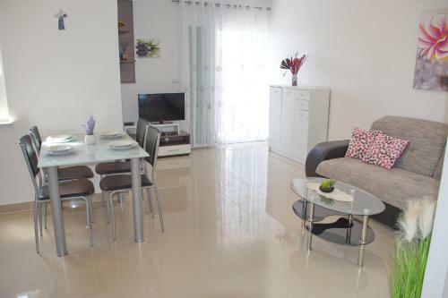 Apartamento House Magical Fields Of Stara Novalja