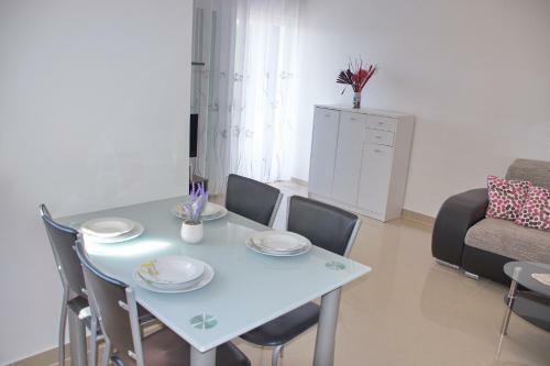 Apartamento House Magical Fields Of Stara Novalja