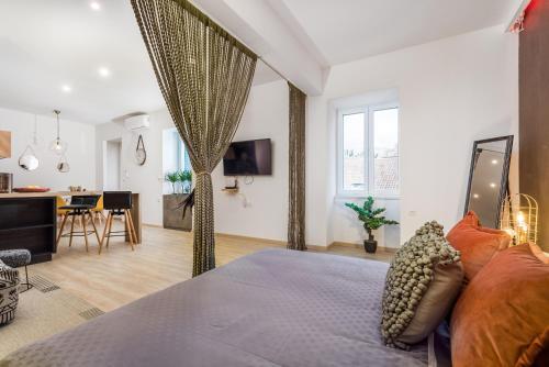 Apartments C9