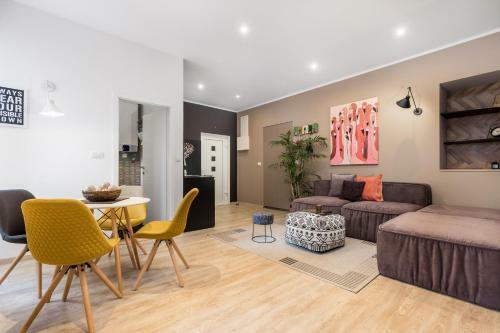 Apartments C9
