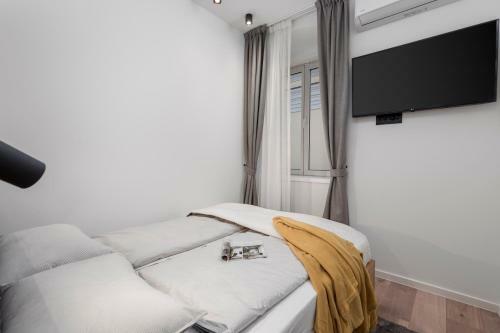 Deluxe Apartments & Rooms "in The Center"