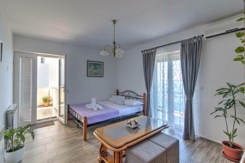 Ivan Apartman