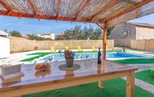 Holiday Home In Stinjan - Istrien 40019