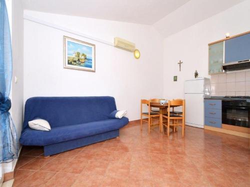 Apartments By The Sea Rogoznica - 12246